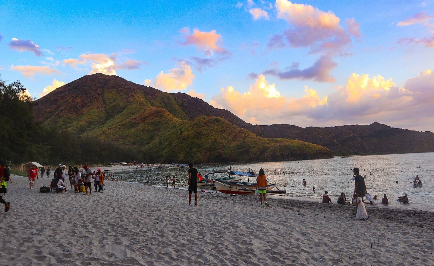 Anawangin Cove
