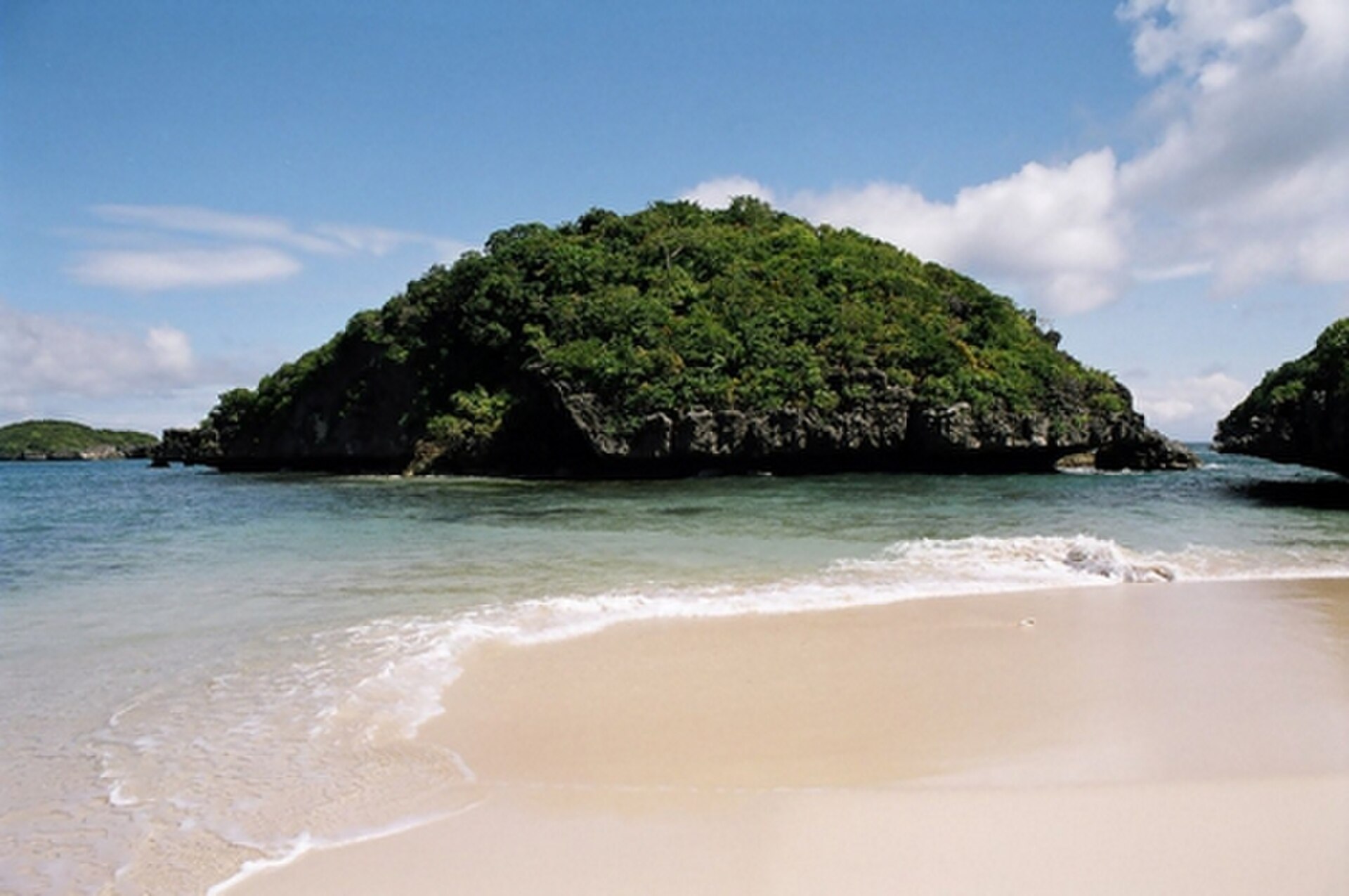 Hundred Islands National Park