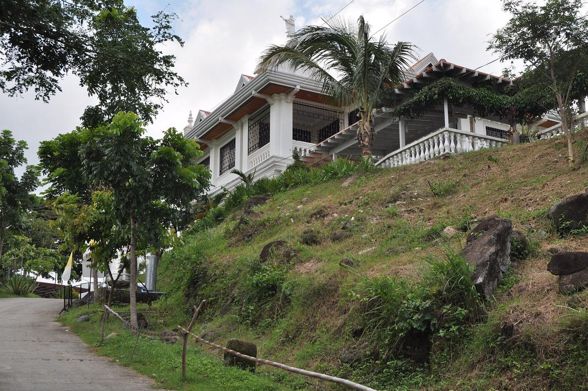 Monasterio de Tarlac
