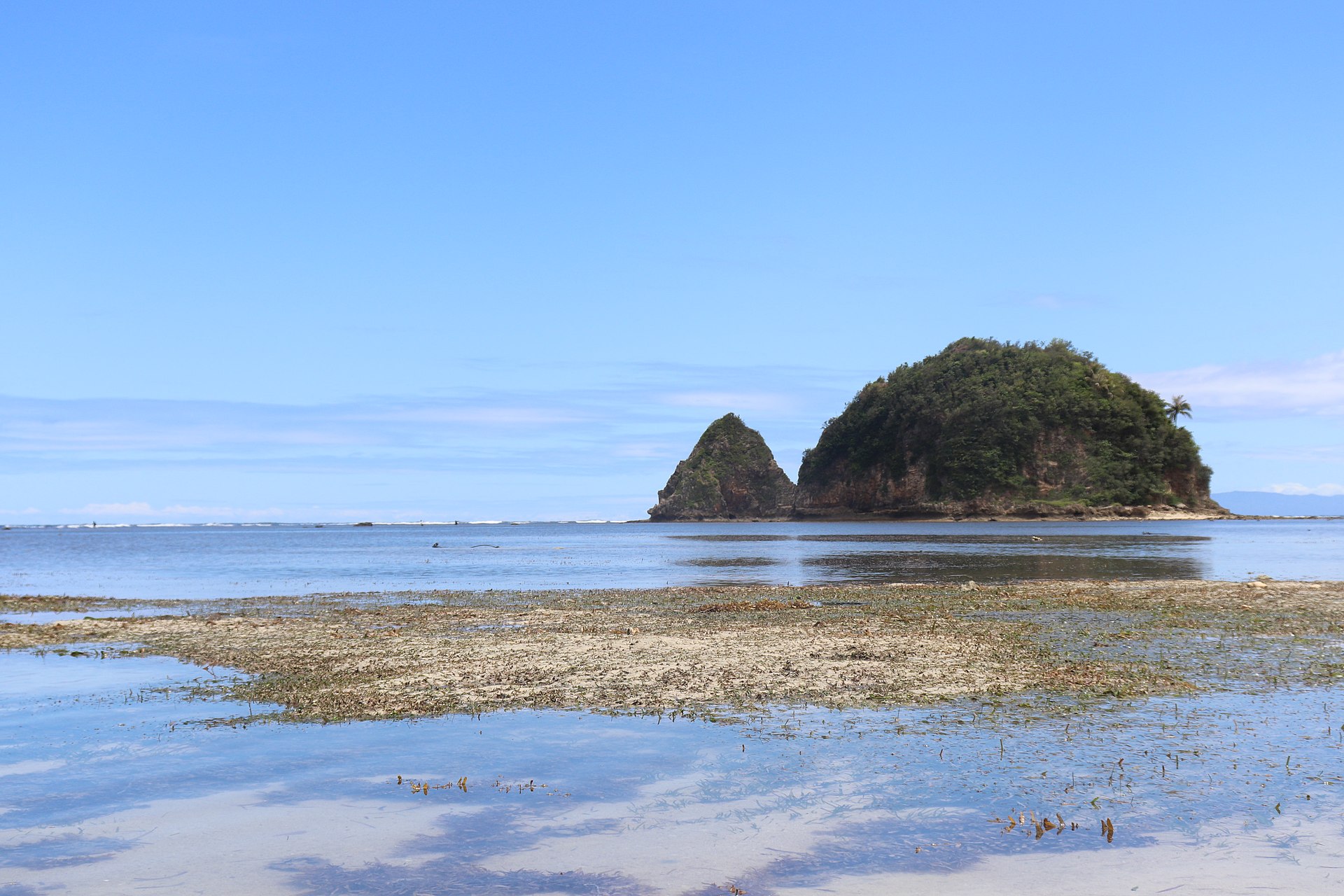 Twin Rock Beach Resort